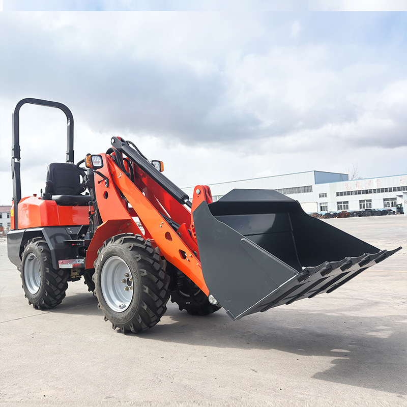 Компактный колесный погрузчик