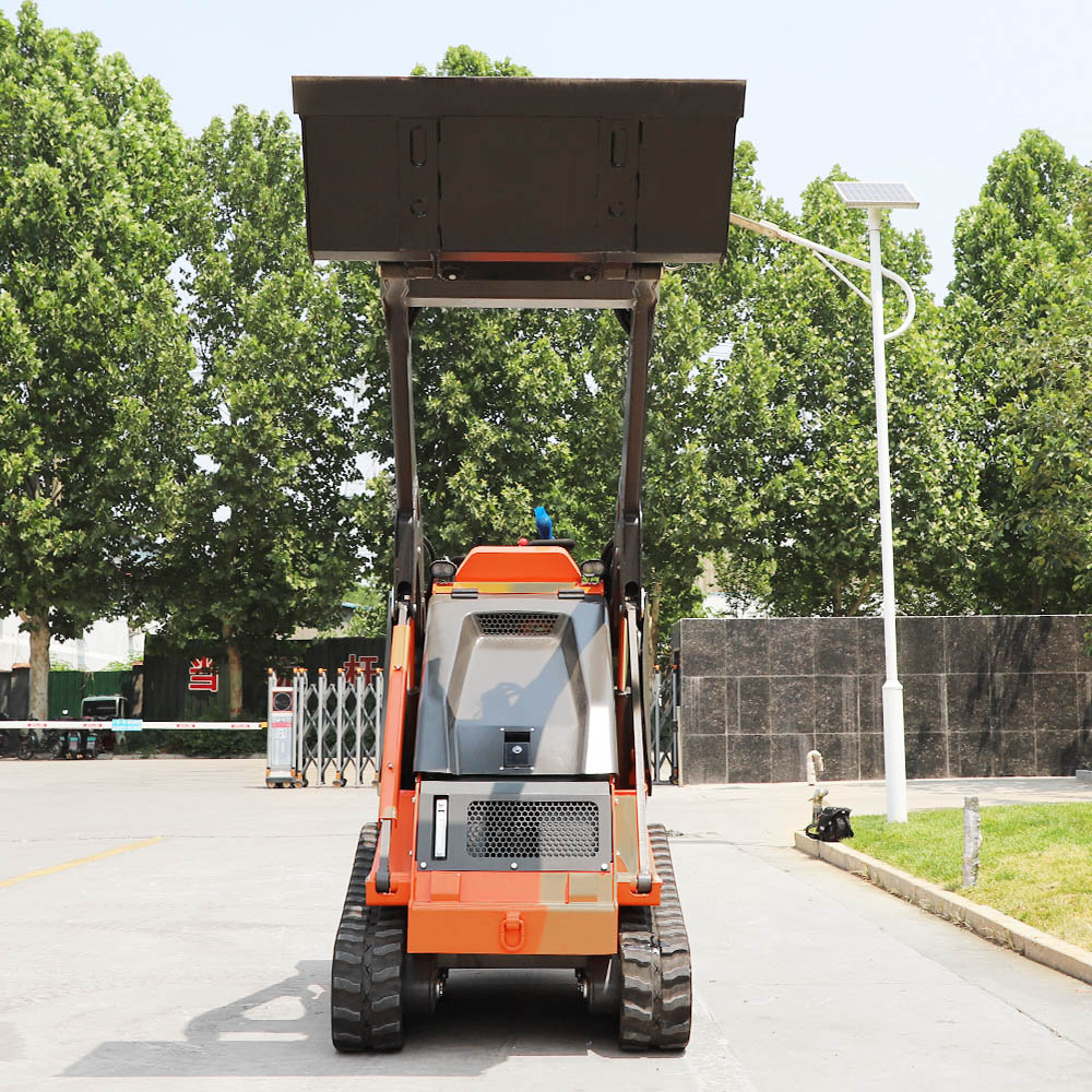 Аукцион погрузчиков с бортовым поворотом