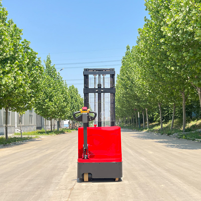 Складские штабелеры