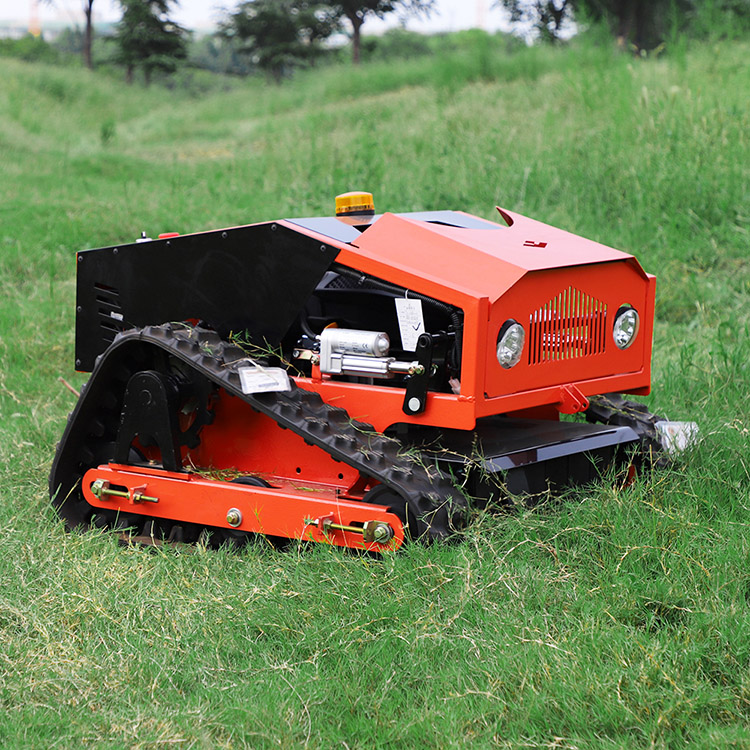 Лучшая самоходная газонокосилка