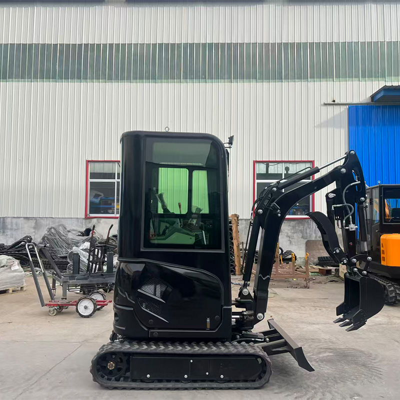 Компактный экскаватор