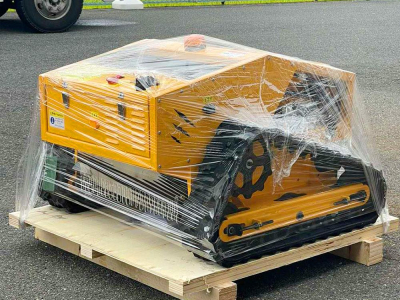 От ровных участков до склонов холмов — одна машина справится со всеми задачами по уходу за газоном