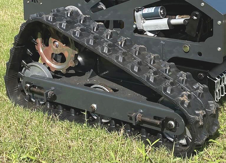 Гусеничная косилка