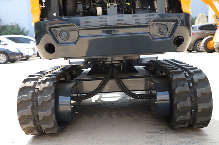 Самый дешевый мини-экскаватор.