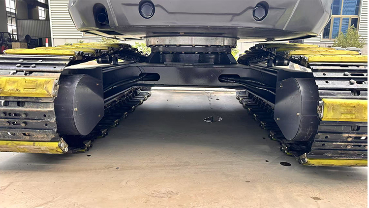 Продается 6-тонный экскаватор