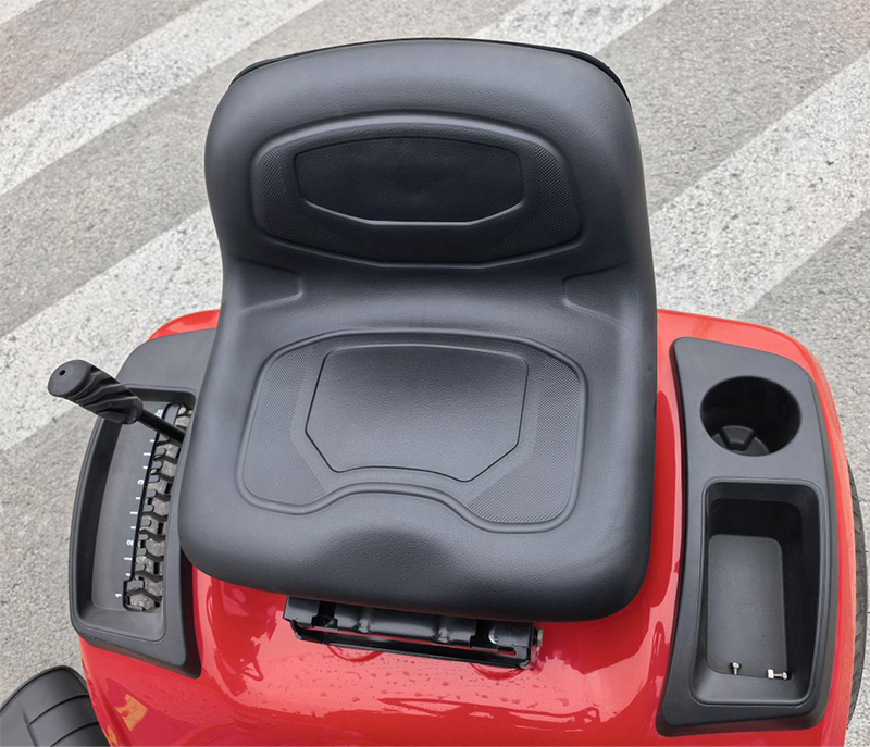 Газонокосилка с ездой.jpg