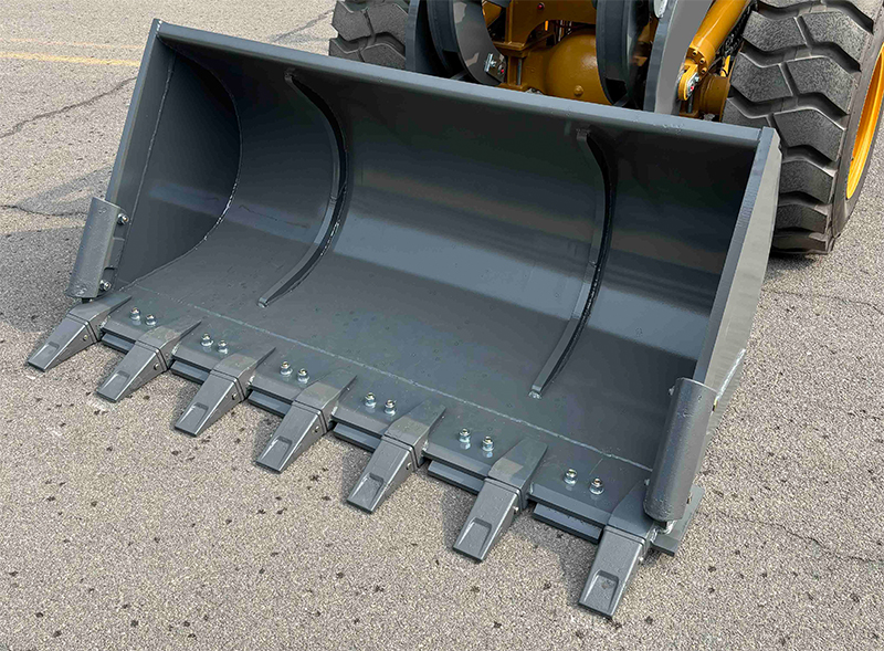 Многоцелевой погрузчик.jpg