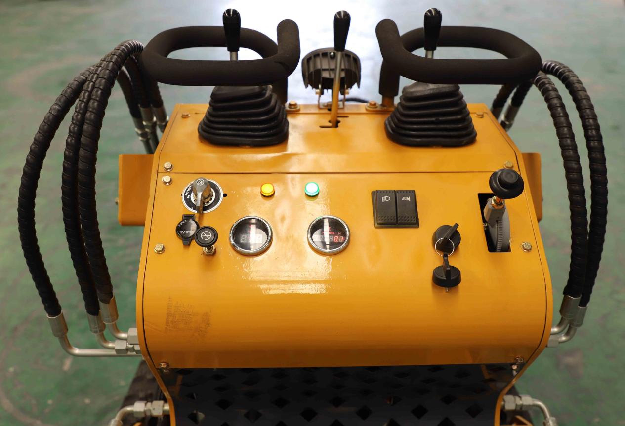 Быстросъемное крепление для мини-погрузчика Быстросъемное крепление для мини-погрузчика