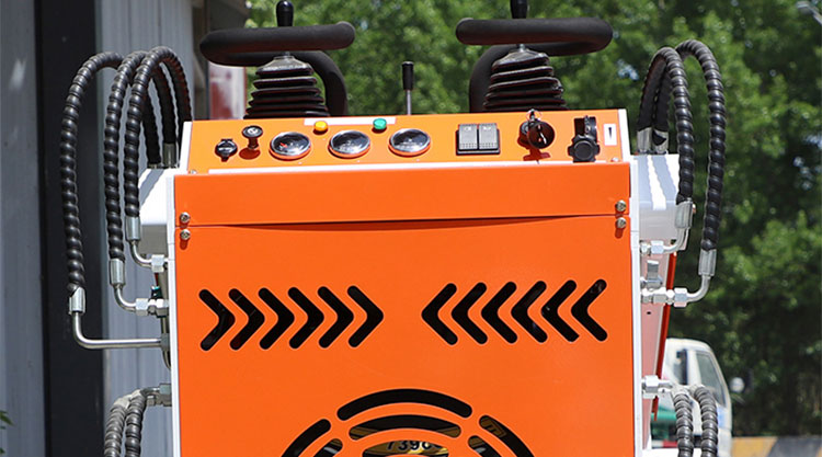 Самый большой мини-погрузчик