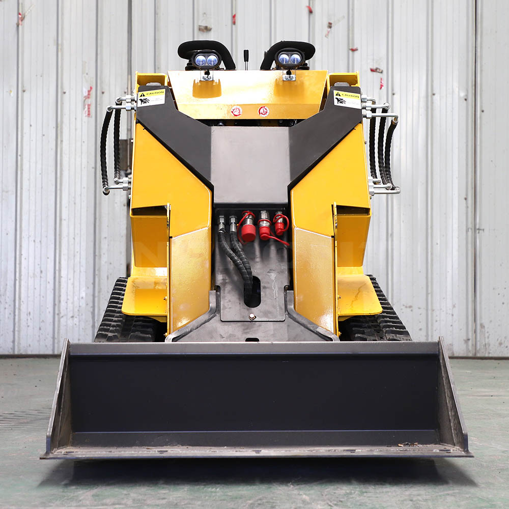 Продается мини-погрузчик с бортовым поворотом