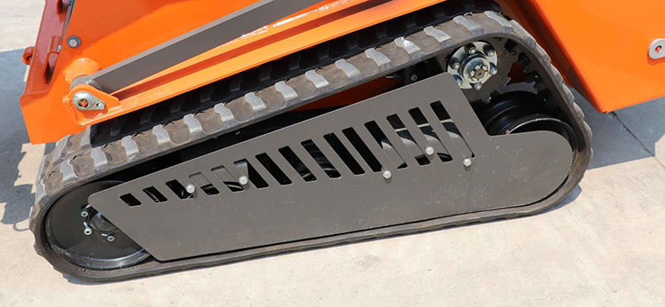 Аукцион погрузчиков с бортовым поворотом